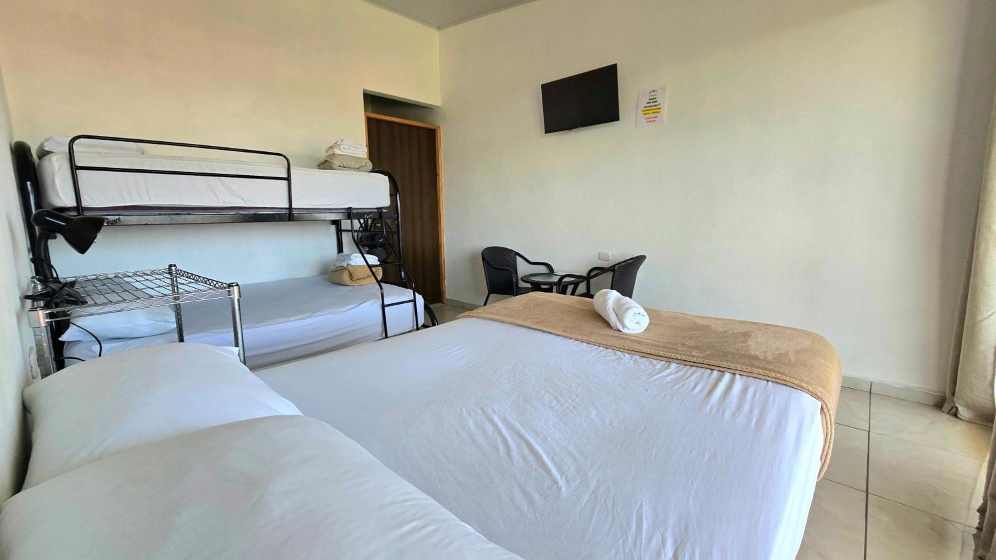 Cattleya Family Hotel Monteverde Ngoại thất bức ảnh