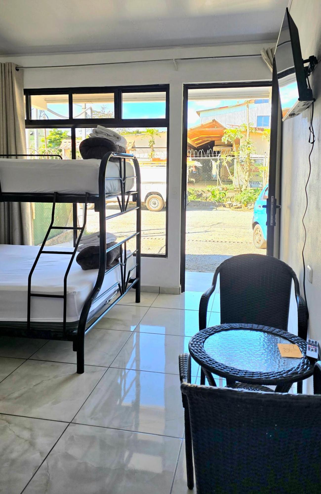 Cattleya Family Hotel Monteverde Ngoại thất bức ảnh