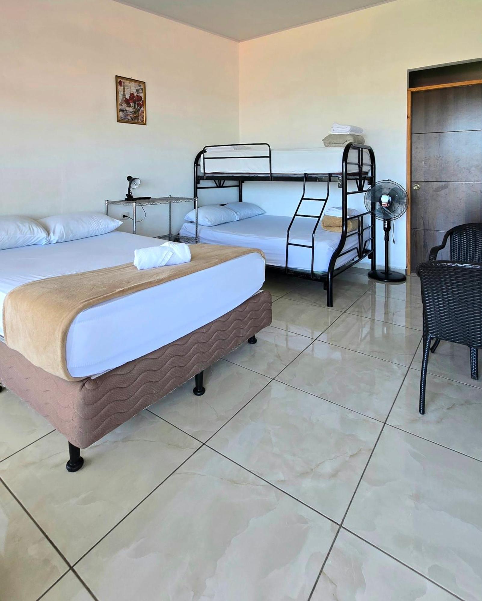 Cattleya Family Hotel Monteverde Ngoại thất bức ảnh