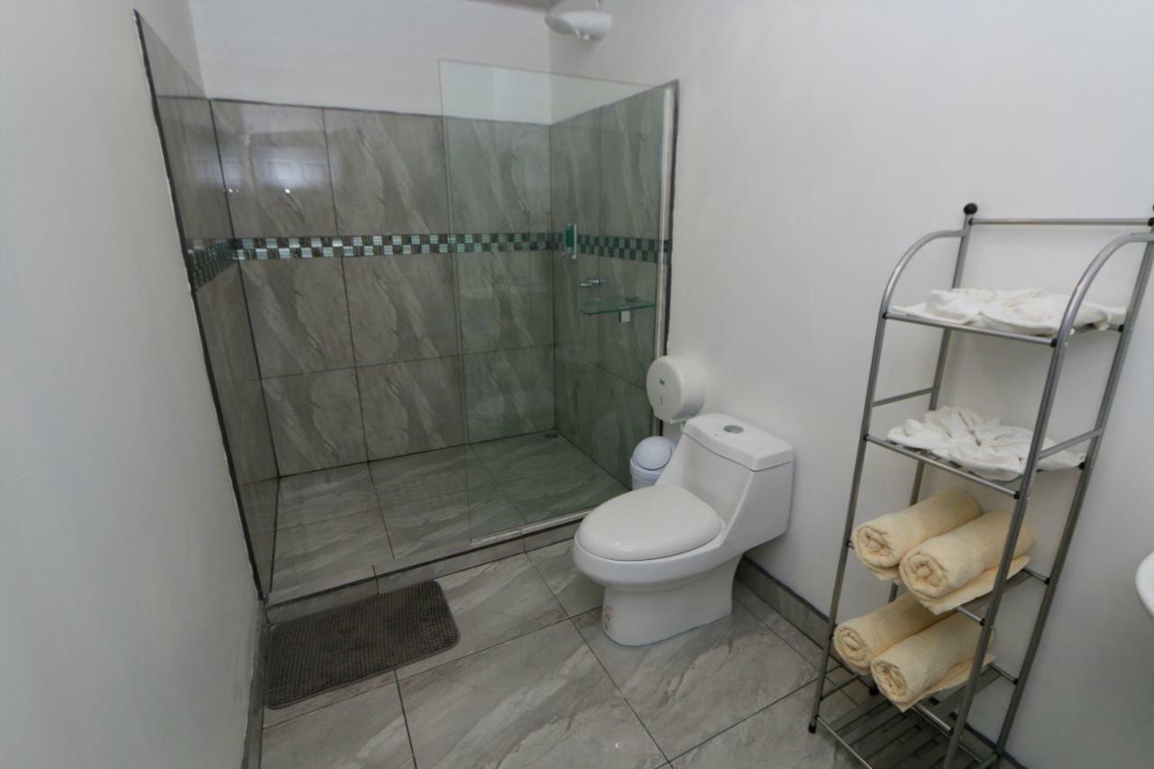 Cattleya Family Hotel Monteverde Ngoại thất bức ảnh